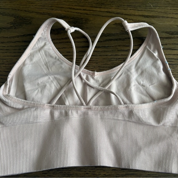 Puma Ribbed Strappy Sports Bra - Picture 2 of 3